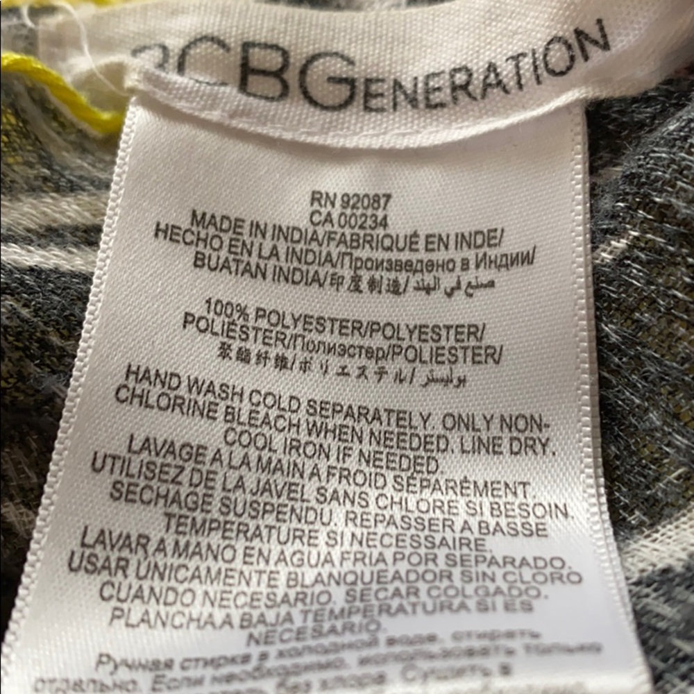 BCBGeneration ! Cover up ! - Picture 3 of 6